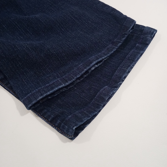 Levi's 512 Perfectly Slimming Boot Cut Jeans - Picture 6 of 11